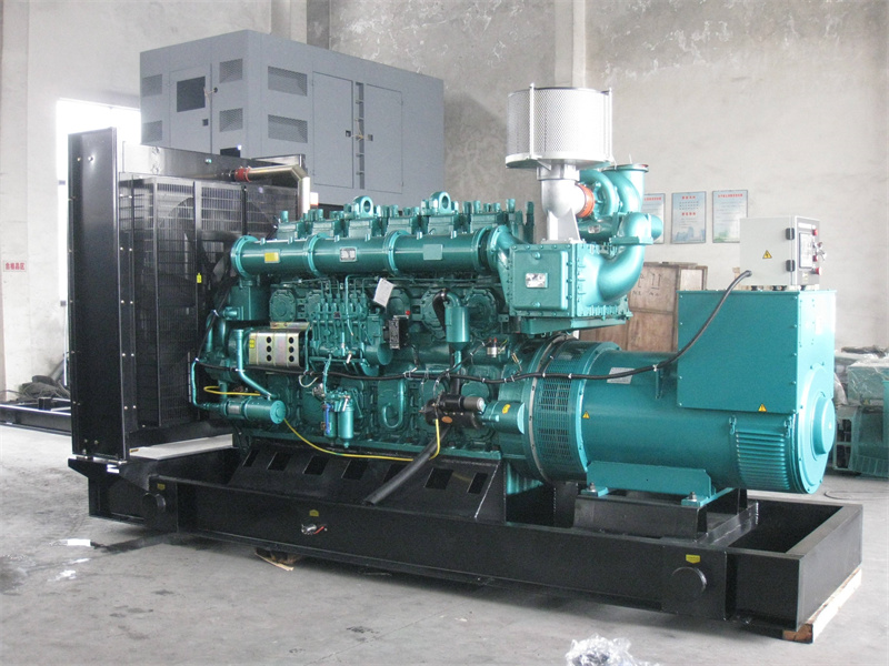 石首200KW 柴油发电机的油耗是多少?