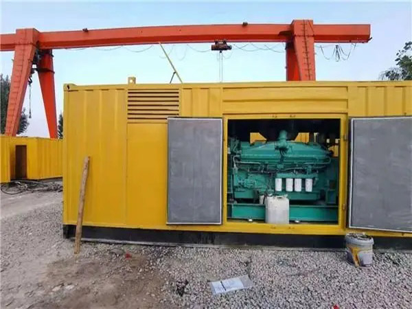 石首冬季低温环境下，500KW发电机组应该选择什么类型的启动电瓶？